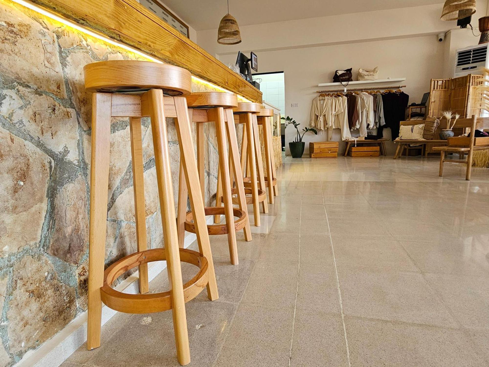 فندق Azure Bay Ayia Varvara المظهر الخارجي الصورة